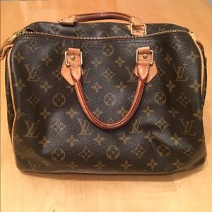 Iconic Louis Vuitton Speedy 30